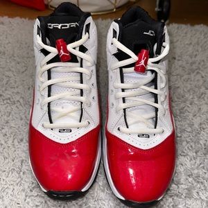 Nike Jordan B’Loyal Boys Basketball Shoes size 5y